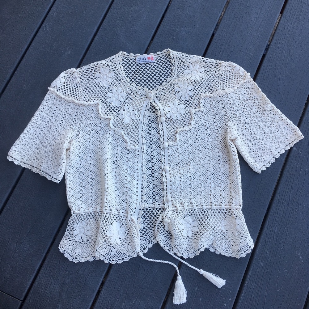 Vintage Lim’s Crochet top. Size L